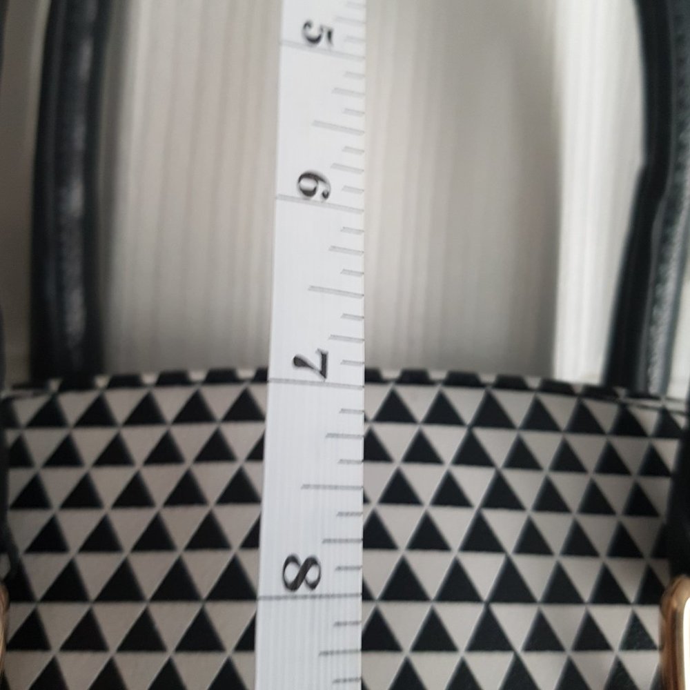 Call It Spring Triangle Print Handbag - Picture 13 of 15